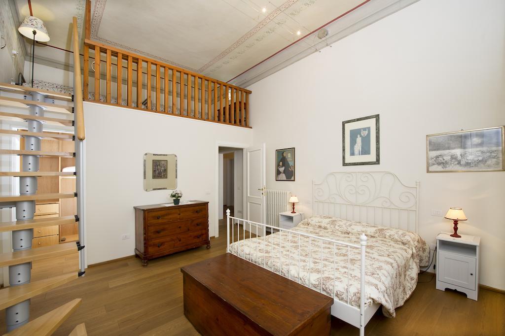 Le Antiche Scale Apartment Lucca